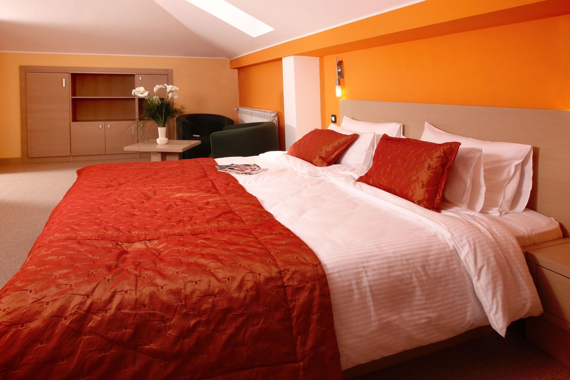 Euro Garni Hotel ベオグラード エクステリア 写真