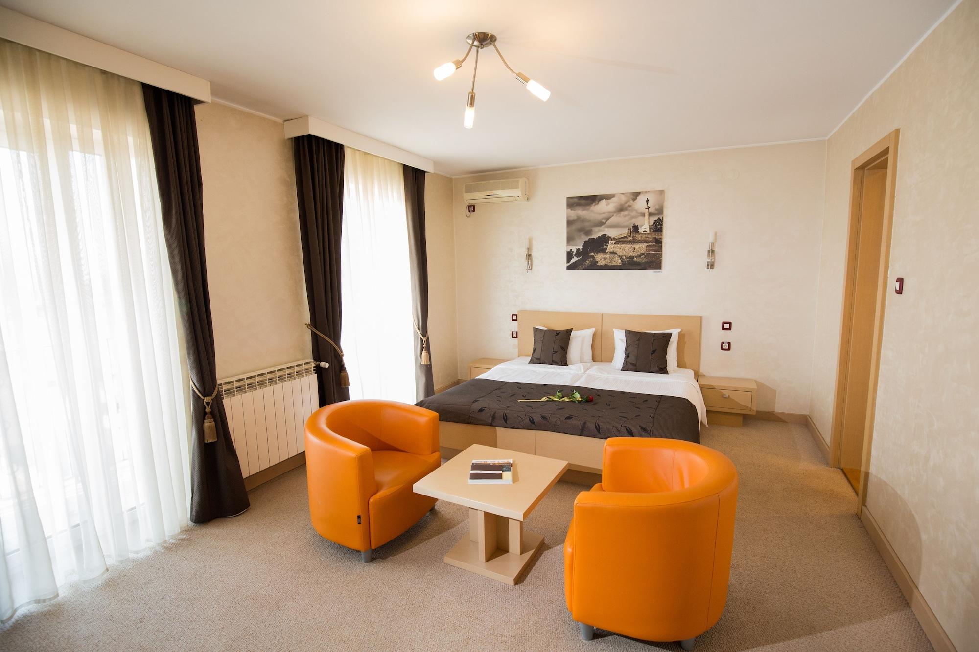 Euro Garni Hotel ベオグラード エクステリア 写真