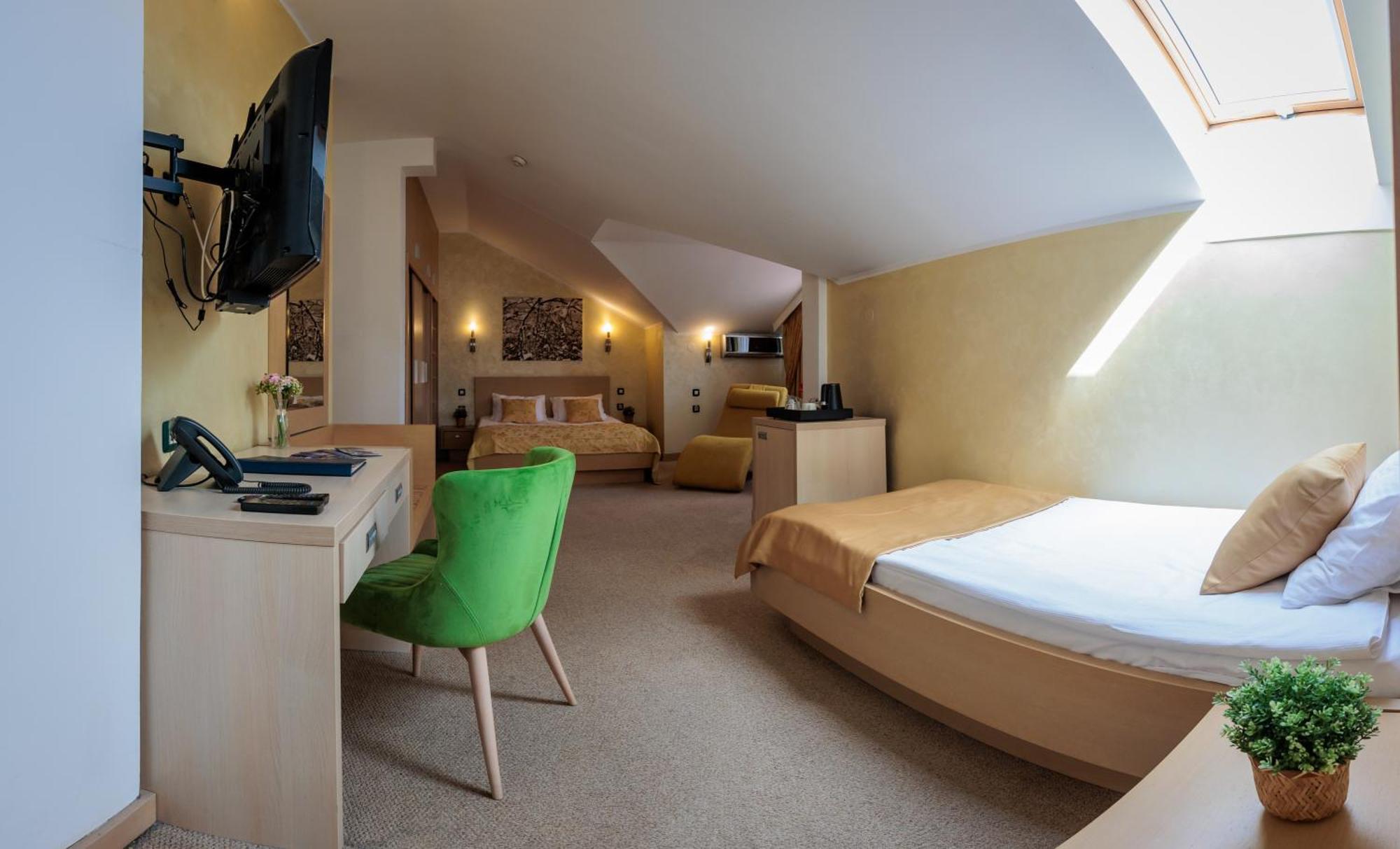 Euro Garni Hotel ベオグラード エクステリア 写真