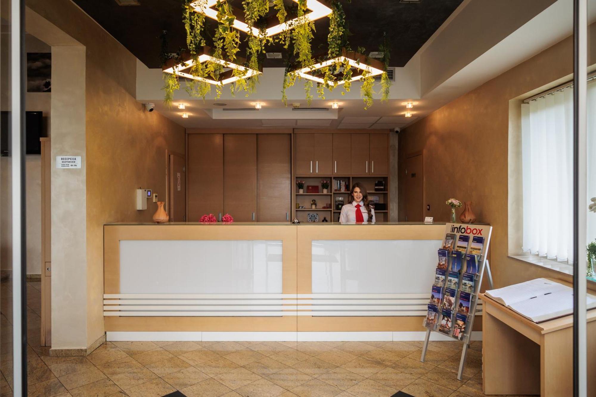 Euro Garni Hotel ベオグラード エクステリア 写真