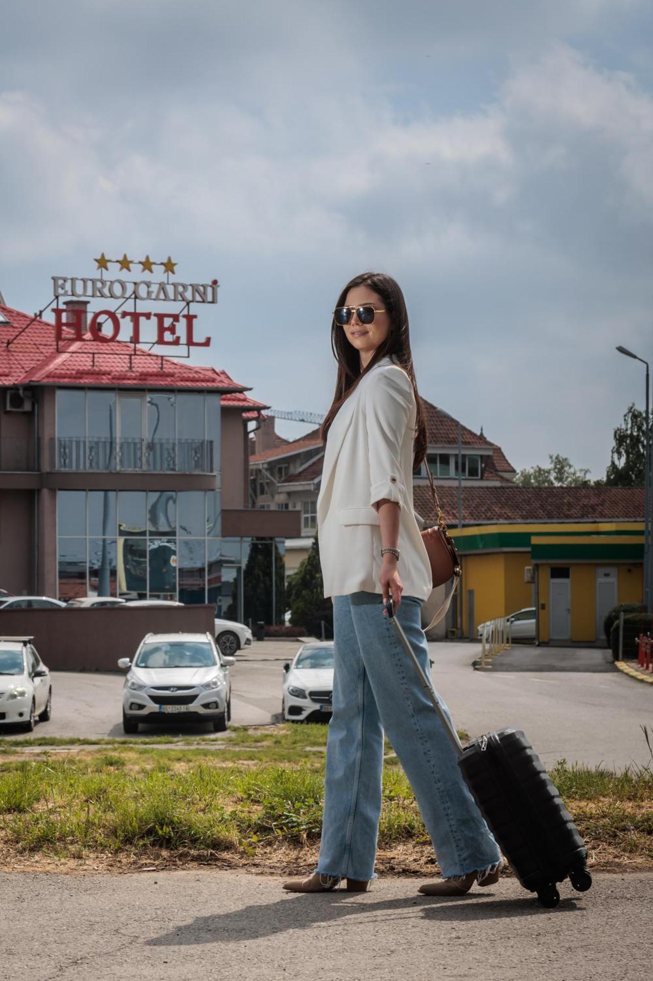 Euro Garni Hotel ベオグラード エクステリア 写真